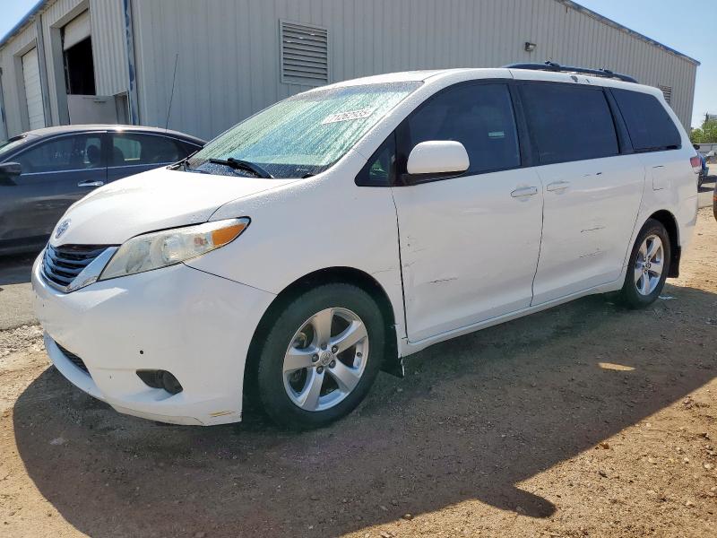 TOYOTA SIENNA LE 2014 with VIN 5TDKK3DCXES434276 - Photo from auction