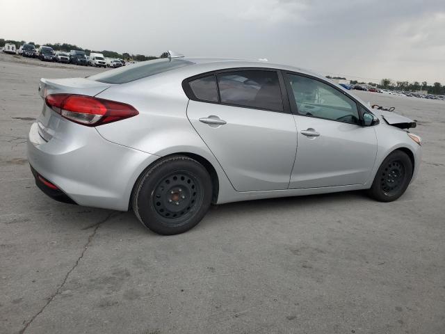 Photo 3 from auction – 2018 KIA FORTE LX with VIN 3KPFL4A71JE179615