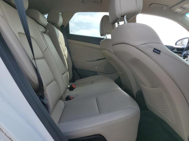 Photo 11 from auction – 2018 HYUNDAI TUCSON SEL with VIN KM8J3CA45JU615518