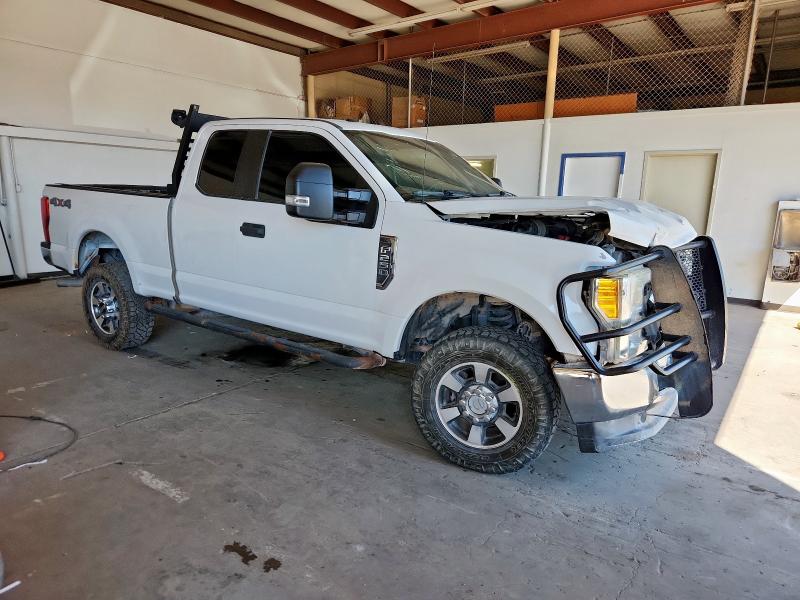 Photo 4 from auction – 2017 FORD F250 SUPER with VIN 1FT7X2B68HEE98700
