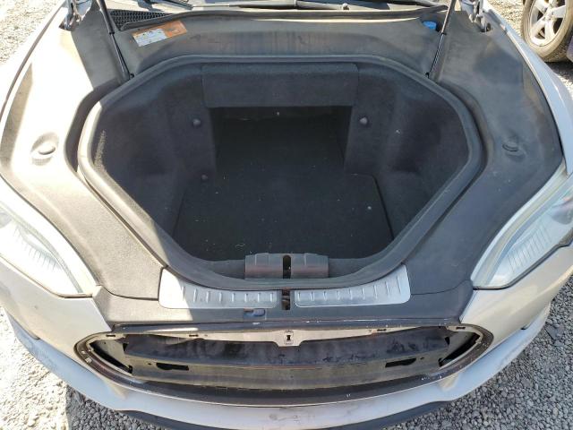 Photo 11 from auction – 2013 TESLA MODEL S with VIN 5YJSA1CG6DFP04683