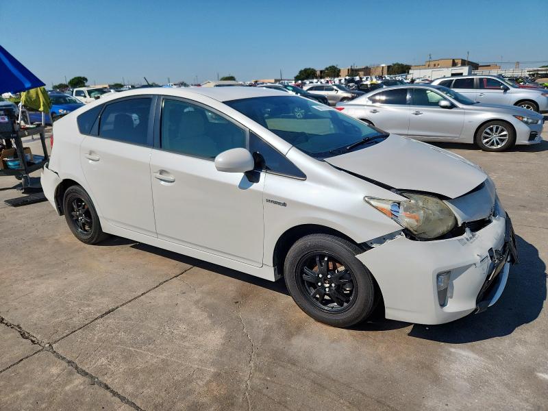 Photo 4 from auction – 2013 TOYOTA PRIUS with VIN JTDKN3DU0D5569500