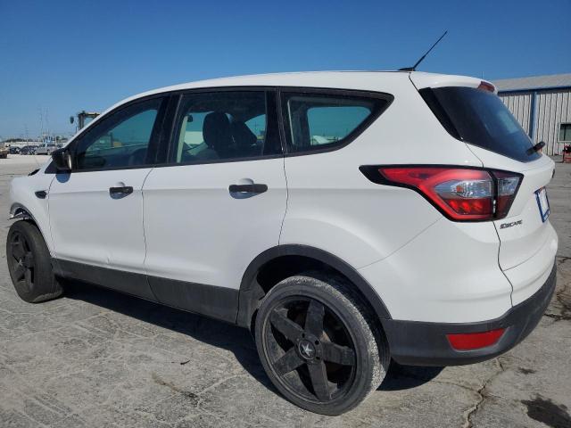 Photo 2 from auction – 2018 FORD ESCAPE S with VIN 1FMCU0F70JUB15161