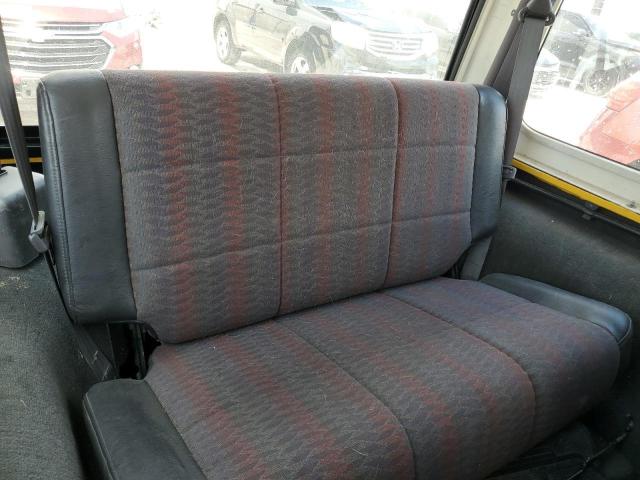 Photo 11 from auction – 1999 JEEP WRANGLER / with VIN 1J4FY19S9XP422437