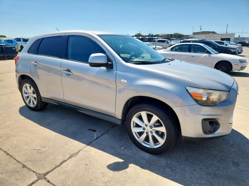 Foto 4 de la subasta – 2015 MITSUBISHI OUTLANDER con VIN 4A4AR3AU1FE038290