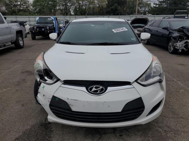 Photo 5 from auction – 2015 HYUNDAI VELOSTER with VIN KMHTC6ADXFU226603