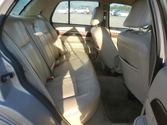 Photo 10 from auction – 2010 MERCURY GRAND MARQ with VIN 2MEBM7FV2AX614168