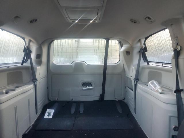 Photo 10 from auction – 2015 CHRYSLER TOWN & COU with VIN 2C4RC1CG1FR708074