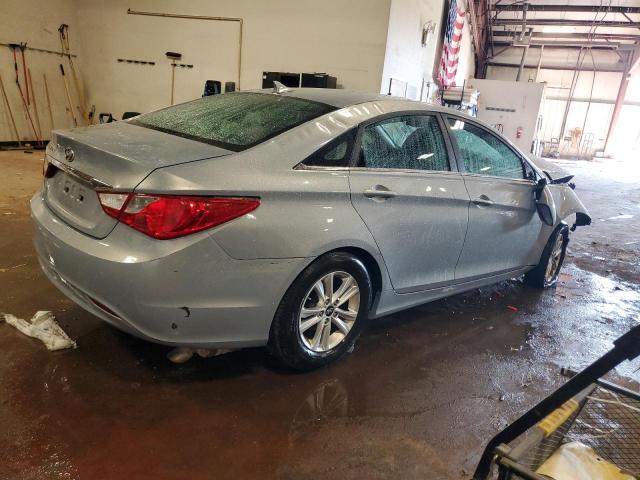 Photo 3 from auction – 2011 HYUNDAI SONATA GLS with VIN 5NPEB4AC7BH079303