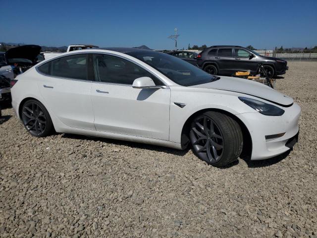 Photo 4 from auction – 2018 TESLA MODEL 3 with VIN 5YJ3E1EA0JF008334