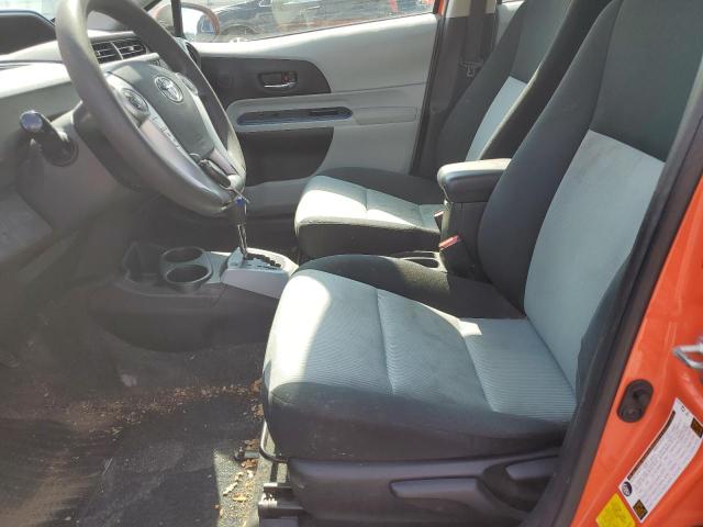 Photo 7 from auction – 2013 TOYOTA PRIUS C with VIN JTDKDTB32D1034348