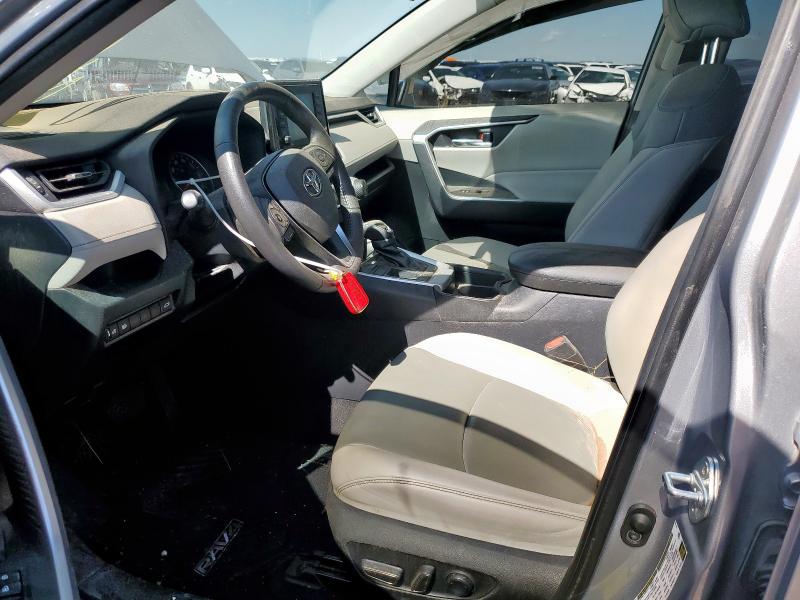 Photo 7 from auction – 2021 TOYOTA RAV4 with VIN 2T3C1RFV8MC146053