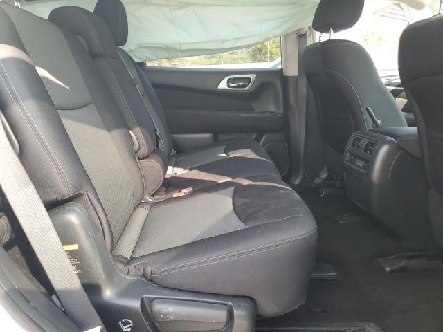 Photo 10 from auction – 2017 NISSAN PATHFINDER with VIN 5N1DR2MM2HC913204