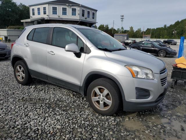 Фото 4 с аукциона – 2015 CHEVROLET TRAX 1LS с VIN 3GNCJPSB4FL223940