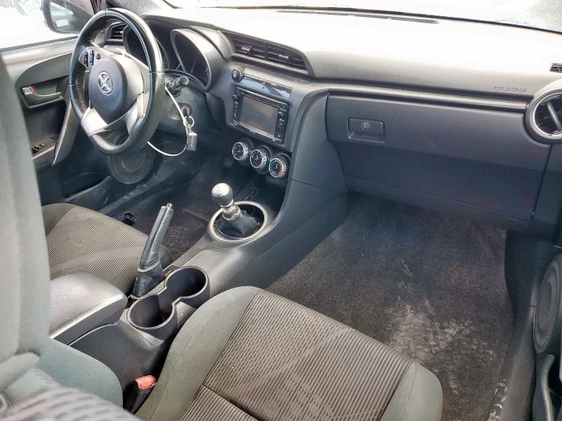 Photo 8 from auction – 2012 TOYOTA SCION with VIN JTKJF5C72C3037653