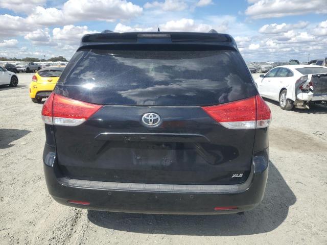 Photo 6 from auction – 2011 TOYOTA SIENNA XLE with VIN 5TDYK3DC0BS026844