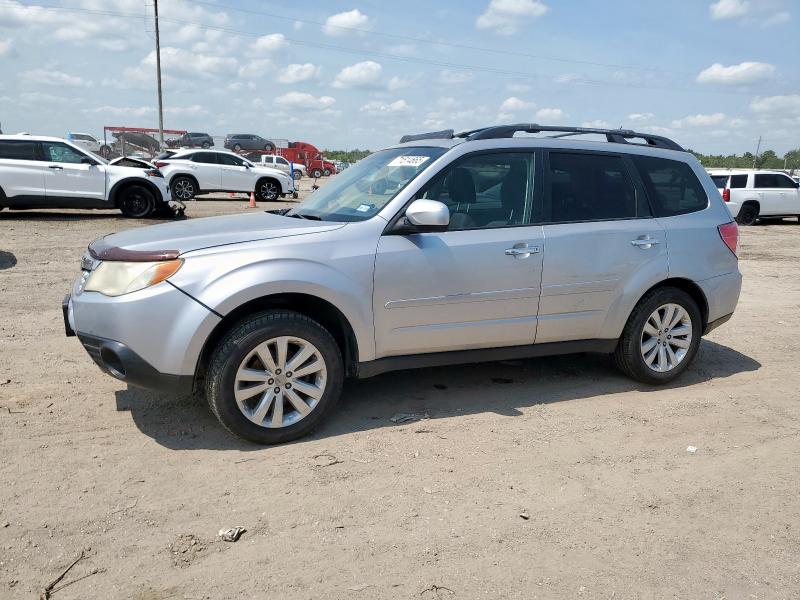 SUBARU FORESTER 2 2012 with VIN JF2SHADC6CH439609 - Photo from auction
