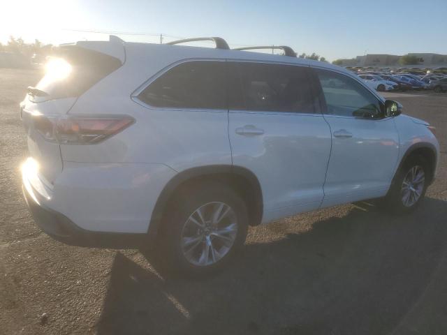 Photo 3 from auction – 2016 TOYOTA HIGHLANDER with VIN 5TDZKRFH7GS139097