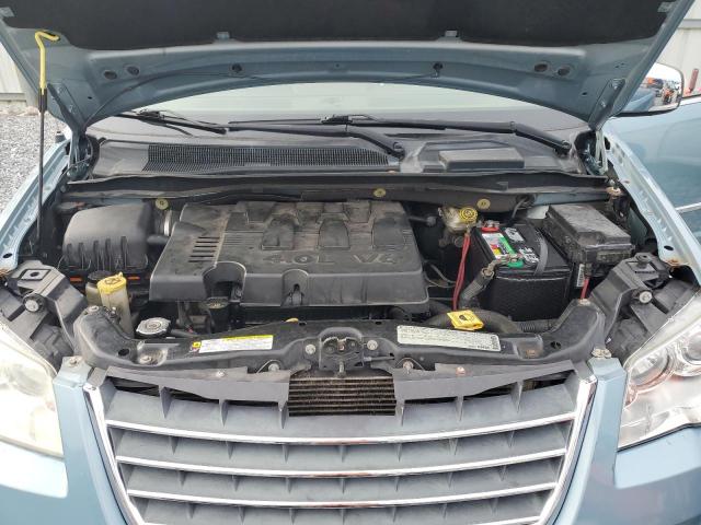 Photo 12 from auction – 2010 CHRYSLER TOWN & COU with VIN 2A4RR6DX0AR137870