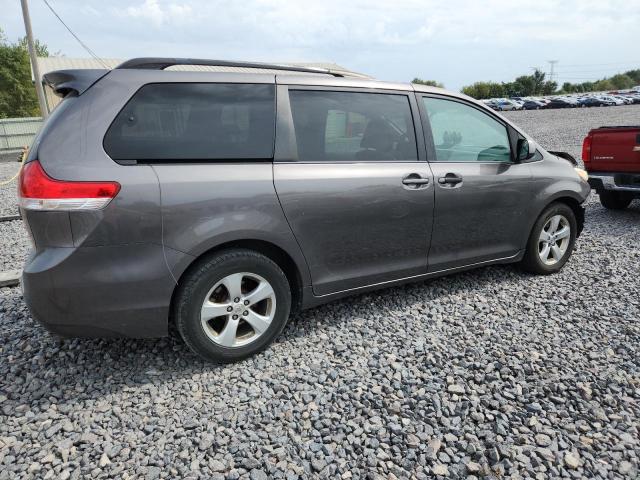 Photo 3 from auction – 2014 TOYOTA SIENNA LE with VIN 5TDKK3DC6ES438857