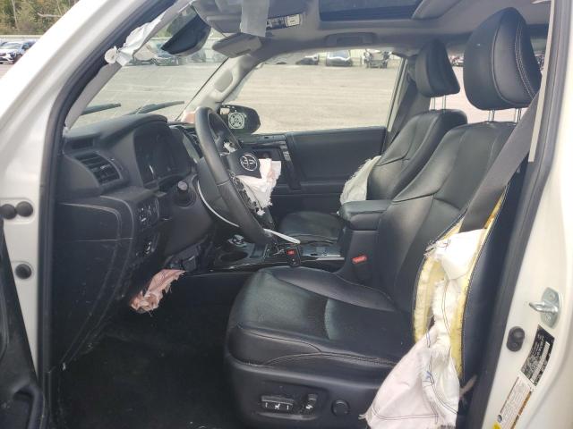 Photo 7 from auction – 2020 TOYOTA 4RUNNER SR with VIN JTEBU5JRXL5806244