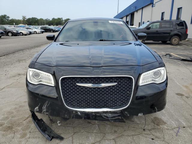 Photo 5 from auction – 2016 CHRYSLER 300 LIMITE with VIN 2C3CCAAG8GH235360