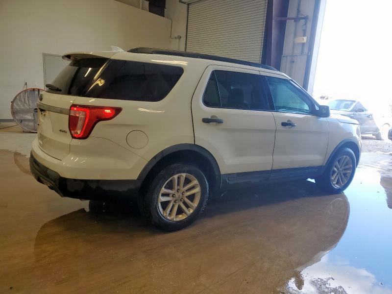 Photo 3 from auction – 2017 FORD EXPLORER with VIN 1FM5K8B86HGD44741