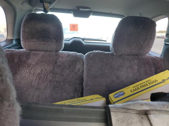 Photo 10 from auction – 2004 TOYOTA RAV4 with VIN JTEHD20V846003239