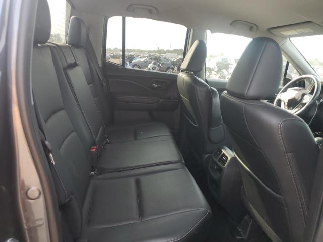 Photo 10 from auction – 2017 HONDA RIDGELINE RTL with VIN 5FPYK3F59HB033424