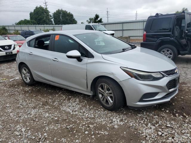 Photo 4 from auction – 2017 CHEVROLET CRUZE LT with VIN 3G1BE6SM3HS588728