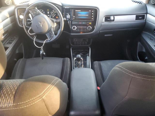 Photo 8 from auction – 2017 MITSUBISHI OUTLANDER with VIN JA4AD3A32HZ035515
