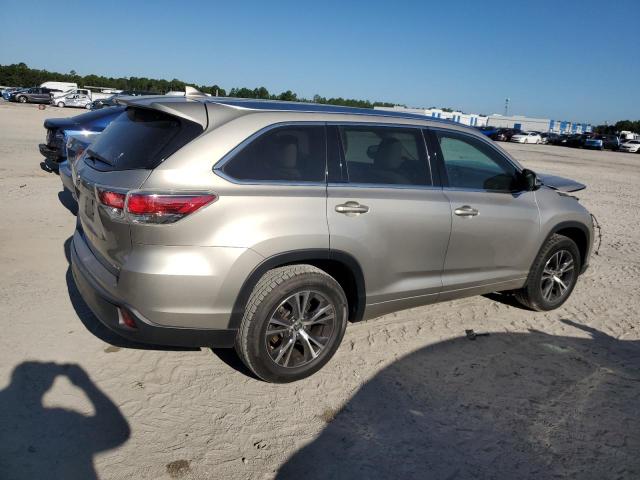 Photo 3 from auction – 2016 TOYOTA HIGHLANDER with VIN 5TDKKRFH2GS142748