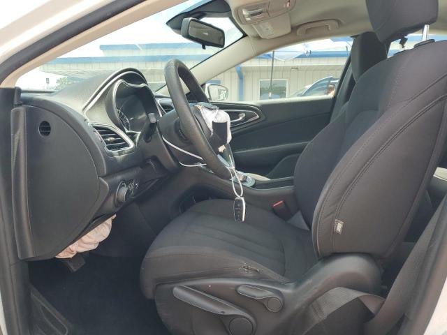 Photo 7 from auction – 2015 CHRYSLER 200 LIMITE with VIN 1C3CCCABXFN628556