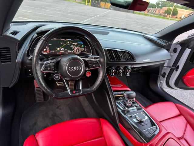 Photo 9 from auction – 2018 AUDI R8 SPYDER with VIN WUAVACFX3J7902212