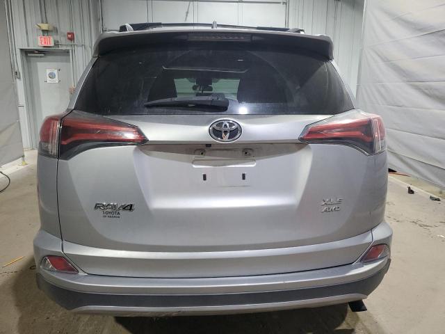 Photo 6 from auction – 2017 TOYOTA RAV4 XLE with VIN 2T3RFREV3HW602039