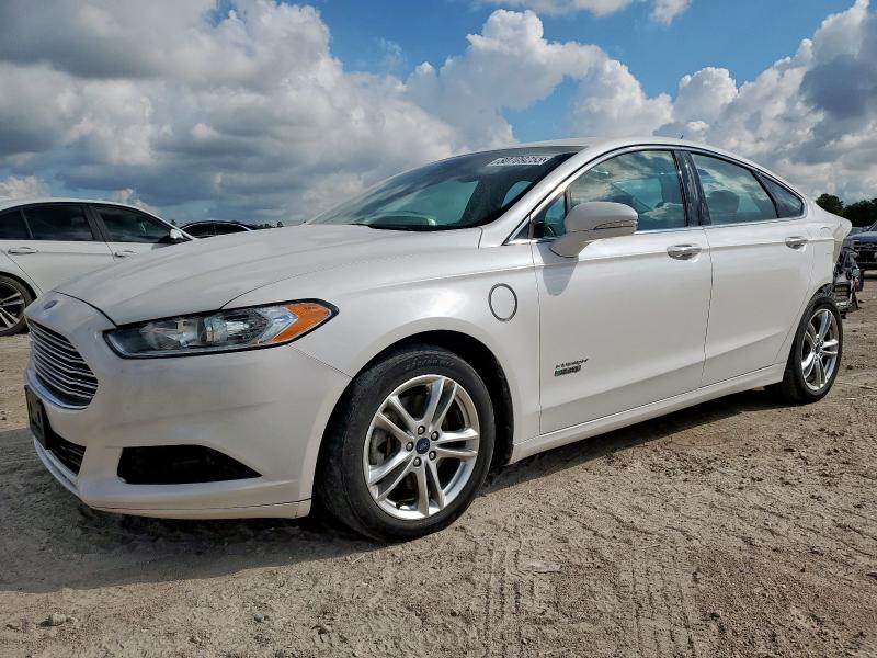 FORD FUSION TIT 2016 with VIN 3FA6P0SU6GR268167 - Photo from auction