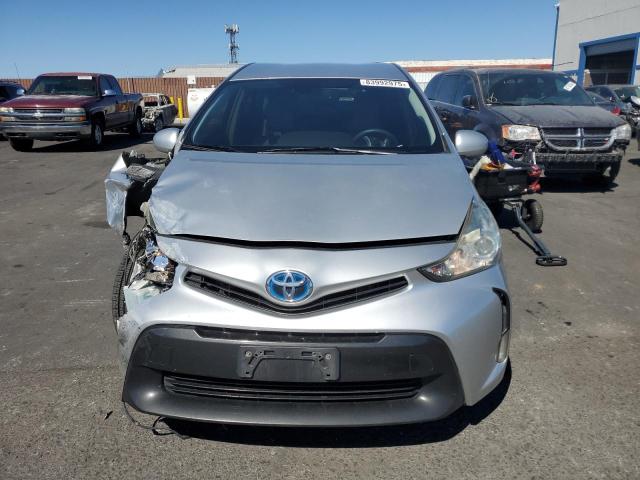 Photo 5 from auction – 2017 TOYOTA PRIUS V with VIN JTDZN3EU6HJ061641