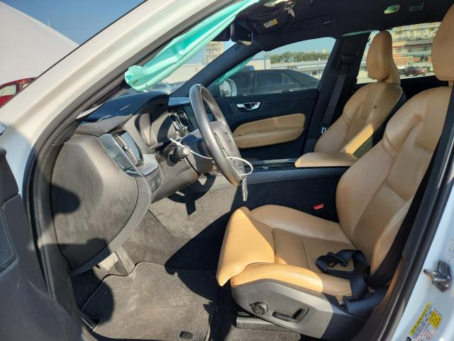 Photo 7 from auction – 2019 VOLVO XC60 T5 MO with VIN LYV102DK9KB252010