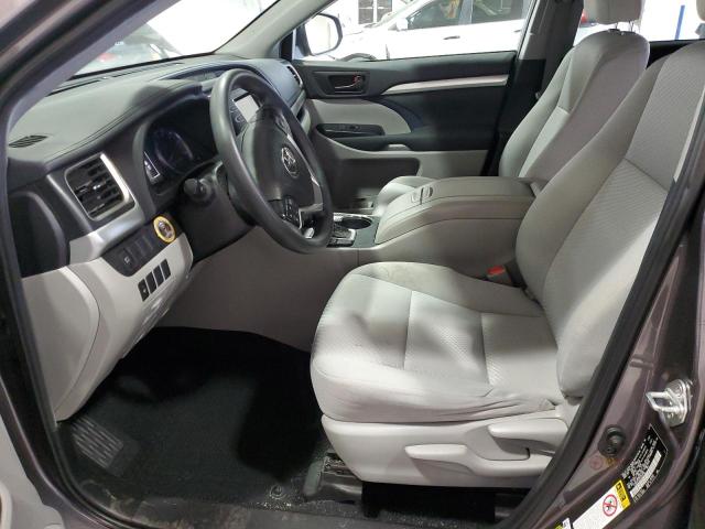 Photo 7 from auction – 2019 TOYOTA HIGHLANDER with VIN 5TDBZRFH2KS953762