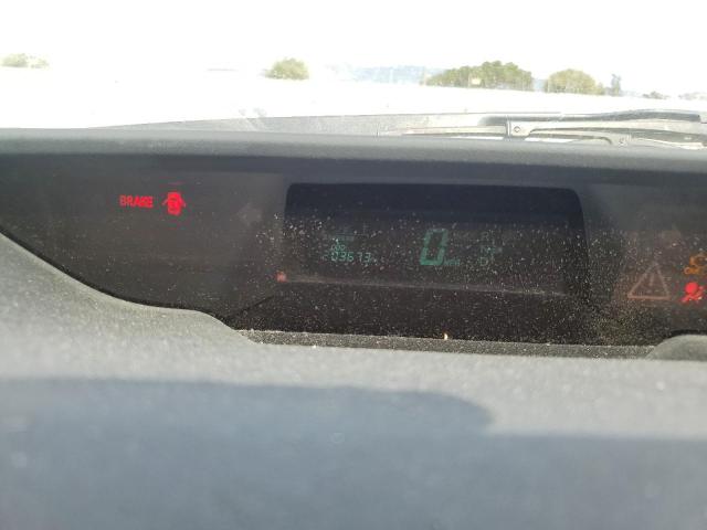 Photo 9 from auction – 2005 TOYOTA PRIUS with VIN JTDKB20U050132099
