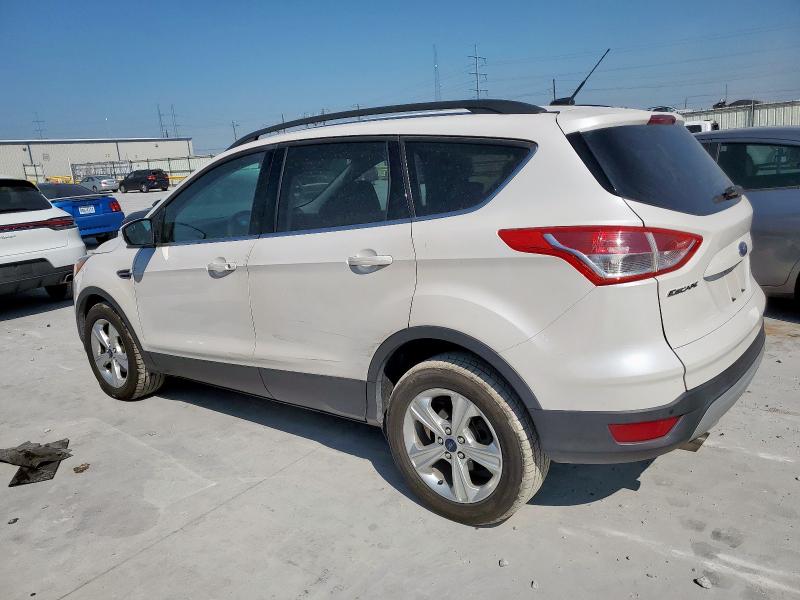 Photo 2 from auction – 2016 FORD ESCAPE SE with VIN 1FMCU0GX2GUB95618