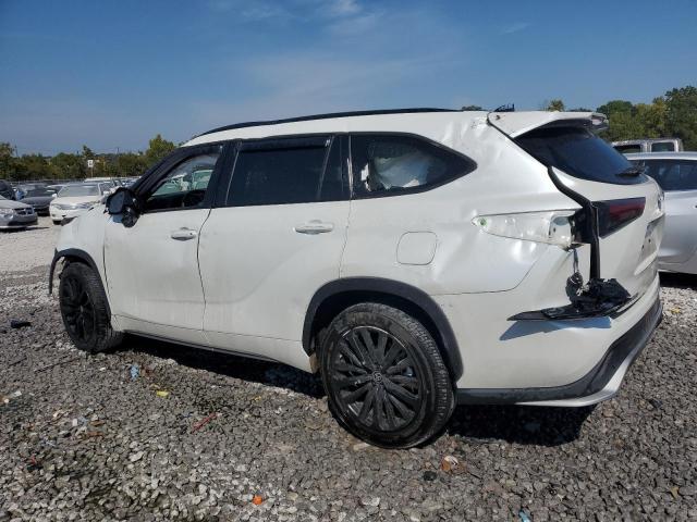 Photo 2 from auction – 2023 TOYOTA HIGHLANDER with VIN 5TDKDRAH8PS024656