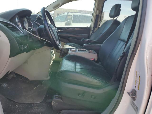 Photo 7 from auction – 2015 CHRYSLER TOWN & COU with VIN 2C4RC1BG9FR699335