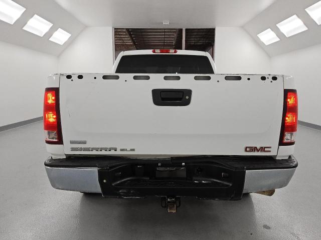 Photo 6 from auction – 2011 GMC SIERRA K15 with VIN 1GTR2VE36BZ277879