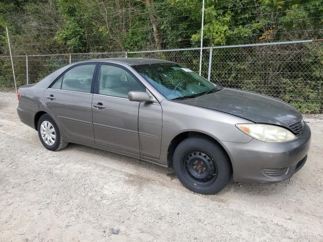 Photo 4 from auction – 2005 TOYOTA CAMRY LE with VIN 4T1BE30KX5U628303