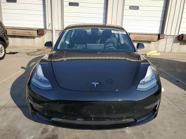Photo 5 from auction – 2018 TESLA MODEL 3 with VIN 5YJ3E1EA4JF175781