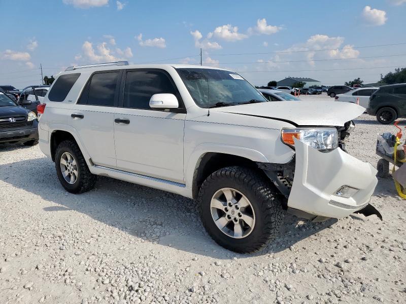 Photo 4 from auction – 2011 TOYOTA 4RUNNER SR5 with VIN JTEZU5JR9B5021808