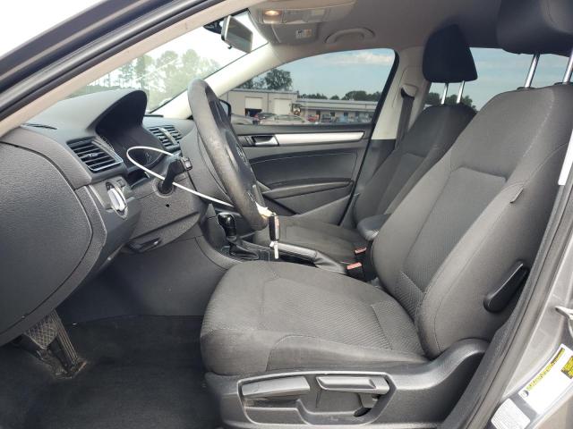 Photo 7 from auction – 2015 VOLKSWAGEN PASSAT S with VIN 1VWAT7A34FC061790