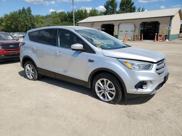 Photo 4 from auction – 2017 FORD ESCAPE SE with VIN 1FMCU0G99HUE31703