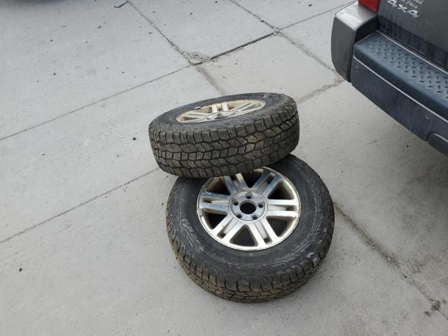 Photo 12 from auction – 2008 JEEP COMMANDER with VIN 1J8HG48N68C172106